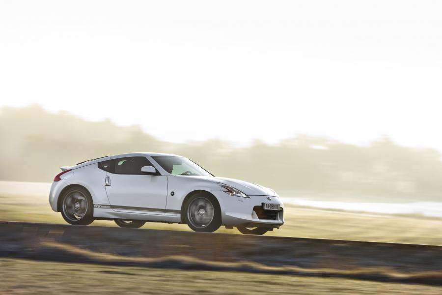  Nissan 370Z GT Edition 2011 года  (фото 29 из 36)